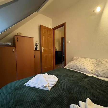 Kemences Vendeghaz Ferienhaus Balatonfenyves